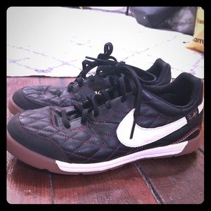 Nike indoor soccer shoes